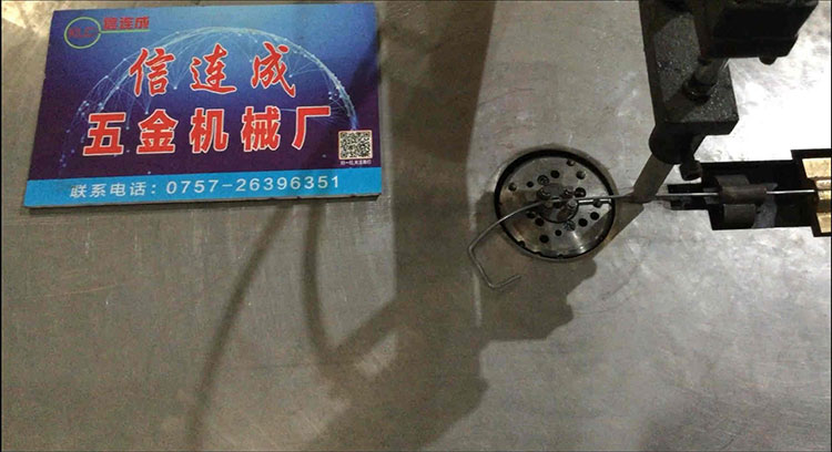 彎線機(jī)-信連成機(jī)械